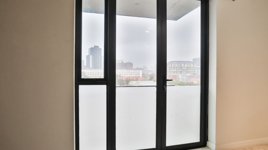 To Let 2 Bedroom Property for Rent in Green Point Western Cape